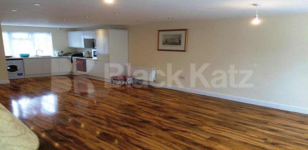 			NEW INSTRUCTION (Includes electric, water and council tax)., 3 Bedroom, 1 bath, 1 reception House			 Colegrove Road , Peckham 